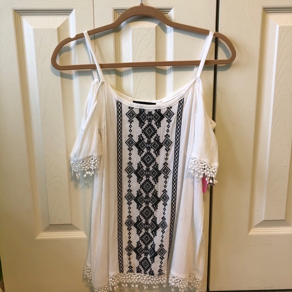 INC White Summer Blouse - Picture 2 of 11